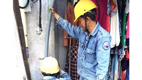 Phòng tránh tai nạn điện khi có mưa, triều cường