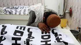 Vụ tấn công khủng bố ngày 13-7 ở Quetta, Pakistan khiến nhiều gia đình tang thương