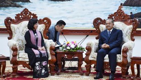 Đoàn cán bộ Tuyên giáo TPHCM giao lưu, trao đổi kinh nghiệm tại CHDCND Lào