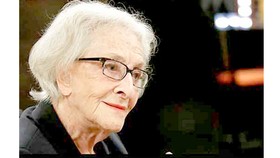 Nữ nhà thơ Uruguay giành Giải thưởng Văn học Cervantes