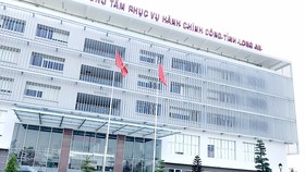Trung tâm phục vụ hành chính công tỉnh Long An Ảnh: KIẾN VĂN