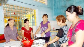 Bếp ăn khuyến học của Hội Cựu giáo chức TP Sa Đéc do các cô giáo về hưu đảm nhiệm