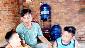 Cả nhà bệnh nặng
