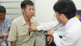 Chăm sóc sức khỏe nhân dân theo nguyên lý y học gia đình
