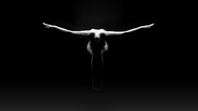 Triển lãm tháo gỡ định kiến về ảnh nude nghệ thuật