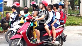 Làm gương