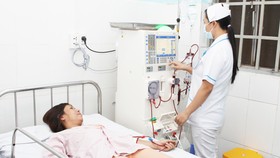 Bệnh nhân được thăm khám tại Trạm Y tế phường Bình Chiểu (quận Thủ Đức, TPHCM)