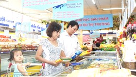 Nhiều doanh nghiệp tham gia bình ổn giá hàng hóa phục vụ cao điểm nhu cầu tiêu dùng dịp tết