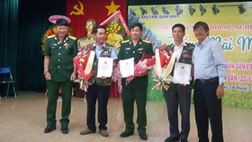 Triển lãm ảnh “Thắm mãi màu xanh”