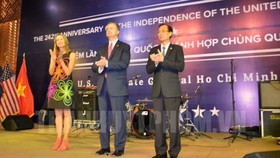 Kỷ niệm lần thứ 242 Quốc khánh Hoa Kỳ
