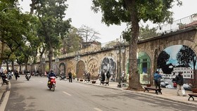 Chưa đồng ý đục vòm cầu gầm đường sắt phố Phùng Hưng, Hà Nội