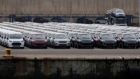 Hình ảnh tại bến xe tại cảng Valencia, Tây Ban Nha. (Nguồn: Reuters)