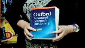 Oxford chọn từ của năm