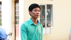 Vụ tai biến chạy thận ở Hòa Bình: Truy tố bác sĩ Hoàng Công Lương cùng 6 bị can