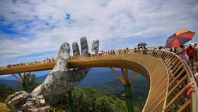 The Golden Bridge in Da Nang city (Photo: VNA)