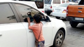 Người ăn xin lại tràn ra đường phố