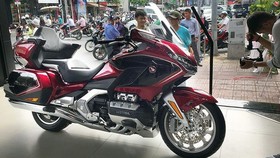 Bãi bỏ quy định cấp phép nhập khẩu với xe gắn máy từ 175cm³ trở lên