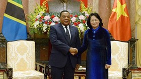 Việt Nam coi trọng phát triển quan hệ nhiều mặt với Tanzania