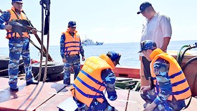 Nhức nhối buôn lậu trên biển