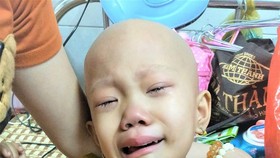 Bé 4 tuổi bệnh nặng không tiền cứu chữa