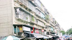 Nguy cơ sập vẫn loay hoay giải pháp