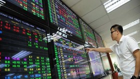 Dự thảo Luật Chứng khoán (sửa đổi) Cần tạo điều kiện cho DN huy động vốn