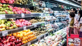 Rau củ quả - Tràn lan hàng nhập là lẽ đương nhiên