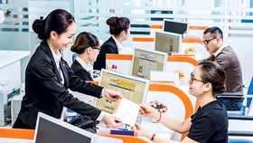 Căng thẳng dòng tiền cuối năm