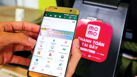 Thanh toán ảo, hạn chế tiền mặt