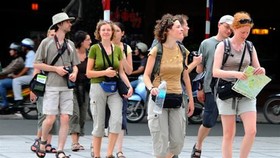 Tiếp tục miễn visa cho công dân 5 nước châu Âu