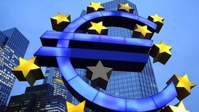 EU lo ngại căng thẳng thương mại với Mỹ tác động tới Eurozone