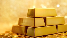 Giá vàng trong nước tiến sát mốc 37 triệu đồng/lượng