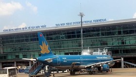 Khẩn trương phê duyệt điều chỉnh quy hoạch sân bay Tân Sơn Nhất