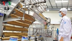 Chỉ có khoảng 10% lượng vốn Nhà nước được thay thế bởi vốn của tư nhân trong tổng số 92% tổng số DNNN đã thực hiện cổ phần hóa