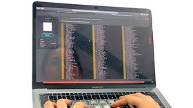 Lộ thông tin cá nhân, ai chịu trách nhiệm?