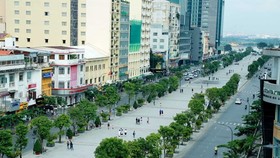 Quận 1 đề xuất cấm xe lưu thông vào đường Nguyễn Huệ tất cả các ngày