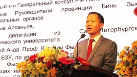 Nga chuyển giao công nghệ "nhà máy thông minh, thành phố thông minh" cho Đại học Bình Dương