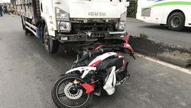 Hiện trường vụ tai nạn. Ảnh: CHÍ THẠCH