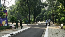 Công an phong tỏa hiện trường. Ảnh: CHÍ THẠCH