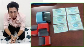 Đối tượng Thắng và một số tang vật thu giữ. Ảnh: CHÍ THẠCH