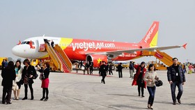 Một nhân viên hàng không bị phạt 7,5 triệu đồng vì lấy đồ hành khách bỏ quên