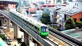Tàu chạy thử trên tuyến Cát Linh - Hà Đông