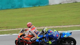 Tình huống Marquez cản trở Iannone ở khúc cua thứ 9
