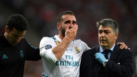 Dani Carvajal khóc ròng khi nghĩ mình lỡ hẹn với World Cup 2018.