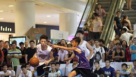 Các thí sinh tranh tài tại Hội trại