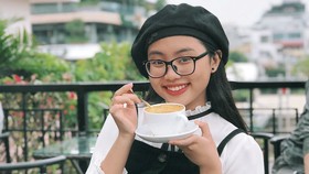 Phương Mỹ Chi khiến fan thích thú khi cover hit “HongKong1”