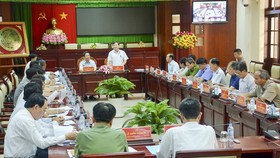 Đoàn công tác số 6 của Ban Chỉ đạo Trung ương về phòng, chống tham nhũng làm việc tại Sóc Trăng. Ảnh: HÀM LUÔNG
