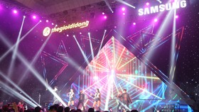 “J Night – Dạ tiệc bóng tối, sống động vô đối” là sự kiện dành riêng cho Galaxy J4 và Galaxy J6