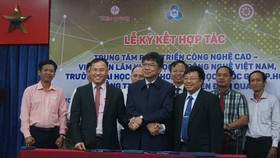 Lễ ký kết thực hiện dự án