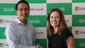 Microsoft bắt tay với Grab